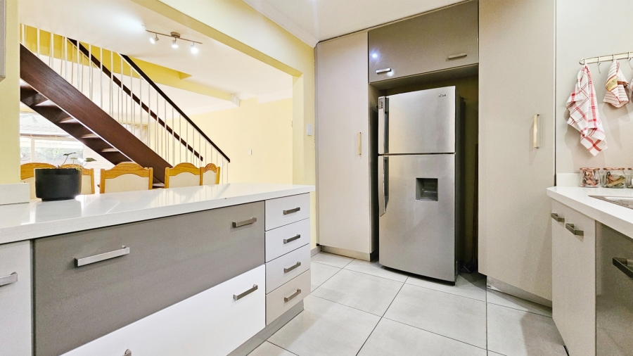 2 Bedroom Property for Sale in Three Rivers Gauteng
