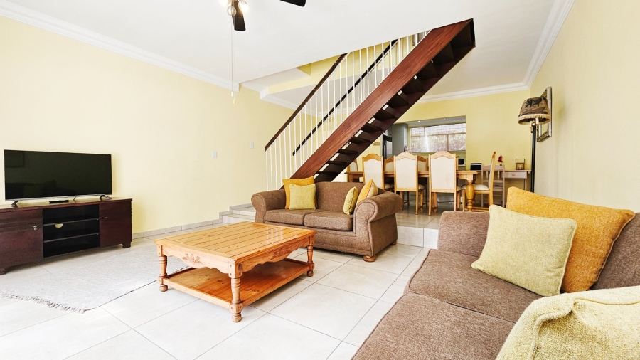 2 Bedroom Property for Sale in Three Rivers Gauteng
