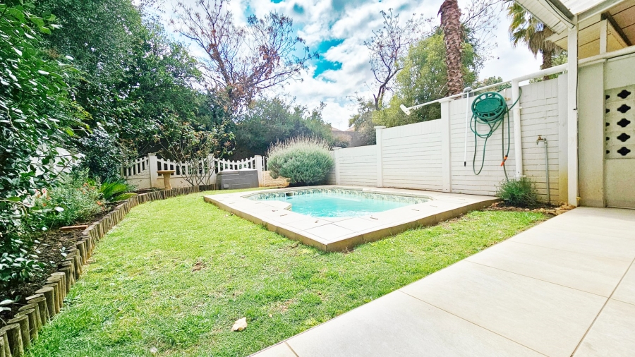 2 Bedroom Property for Sale in Three Rivers Gauteng