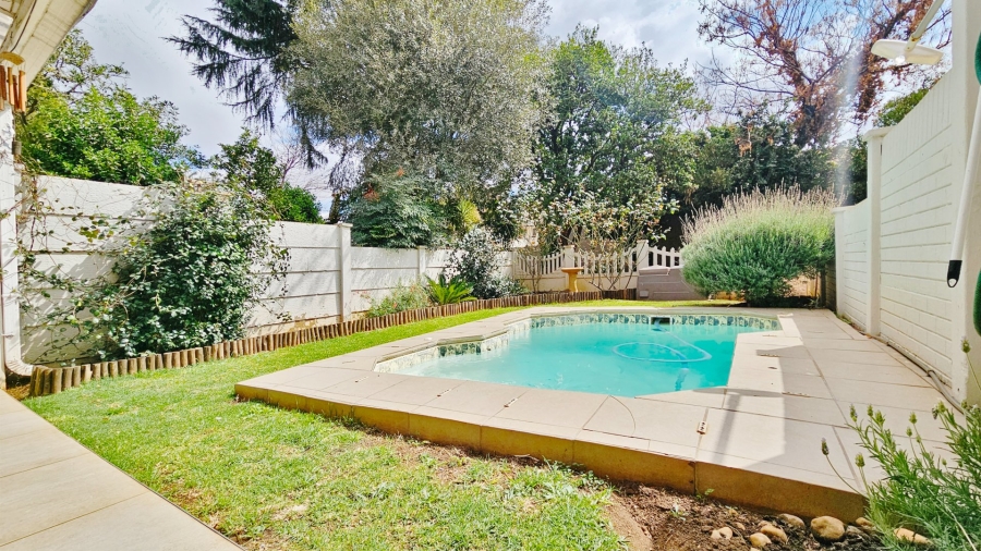 2 Bedroom Property for Sale in Three Rivers Gauteng