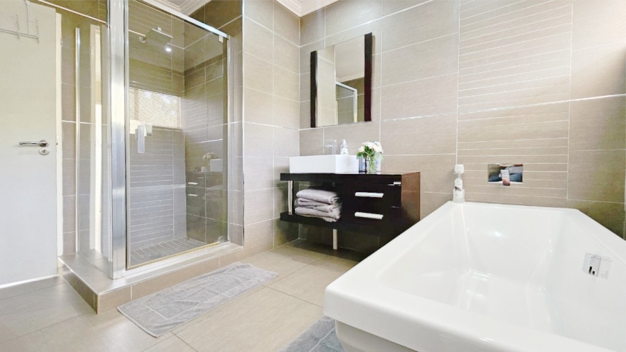 2 Bedroom Property for Sale in Three Rivers Gauteng