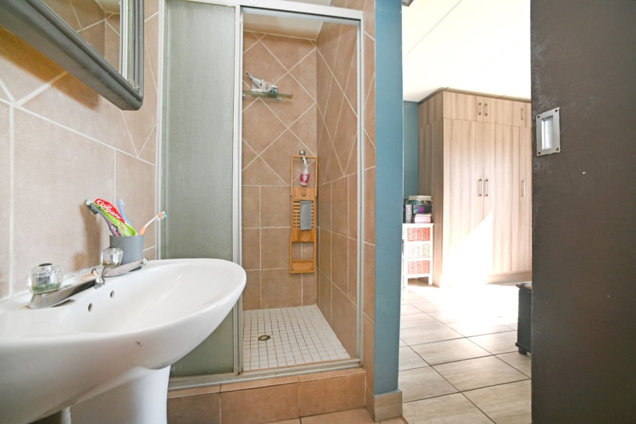 2 Bedroom Property for Sale in Bedfordview Gauteng