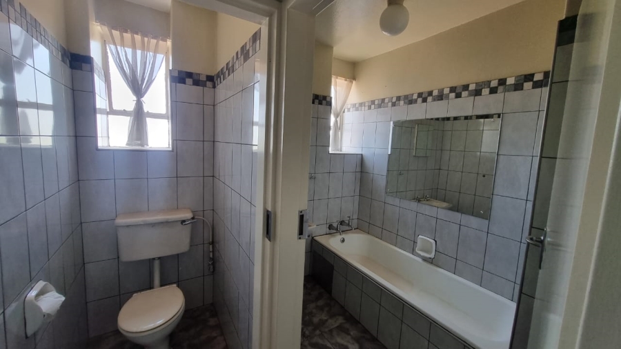 2 Bedroom Property for Sale in Moregloed Gauteng