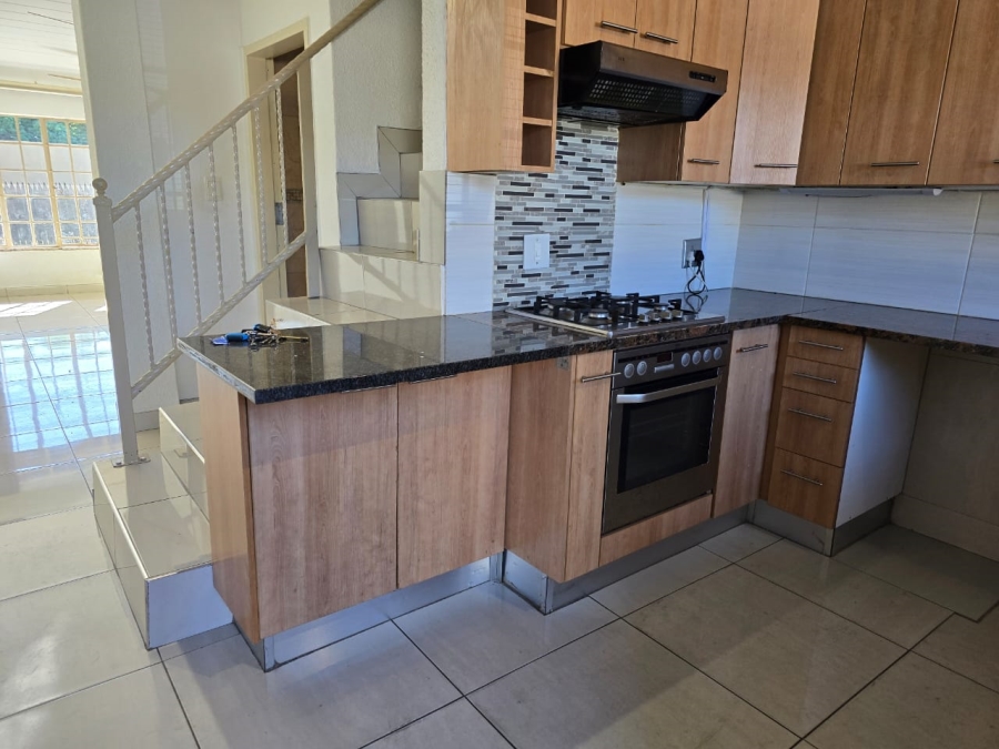 To Let 2 Bedroom Property for Rent in Witfield Gauteng