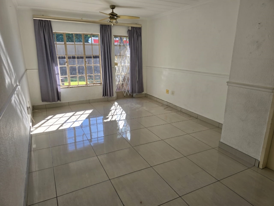 To Let 2 Bedroom Property for Rent in Witfield Gauteng