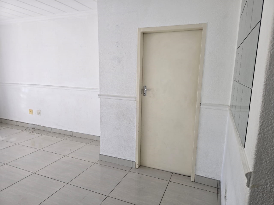 To Let 2 Bedroom Property for Rent in Witfield Gauteng