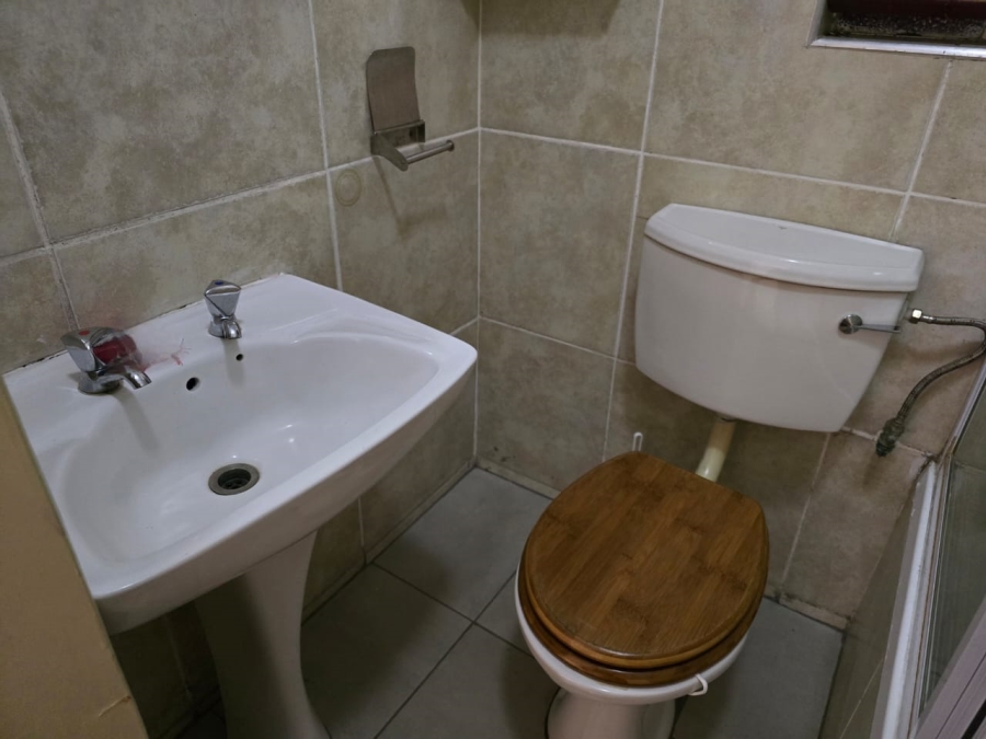 To Let 2 Bedroom Property for Rent in Witfield Gauteng