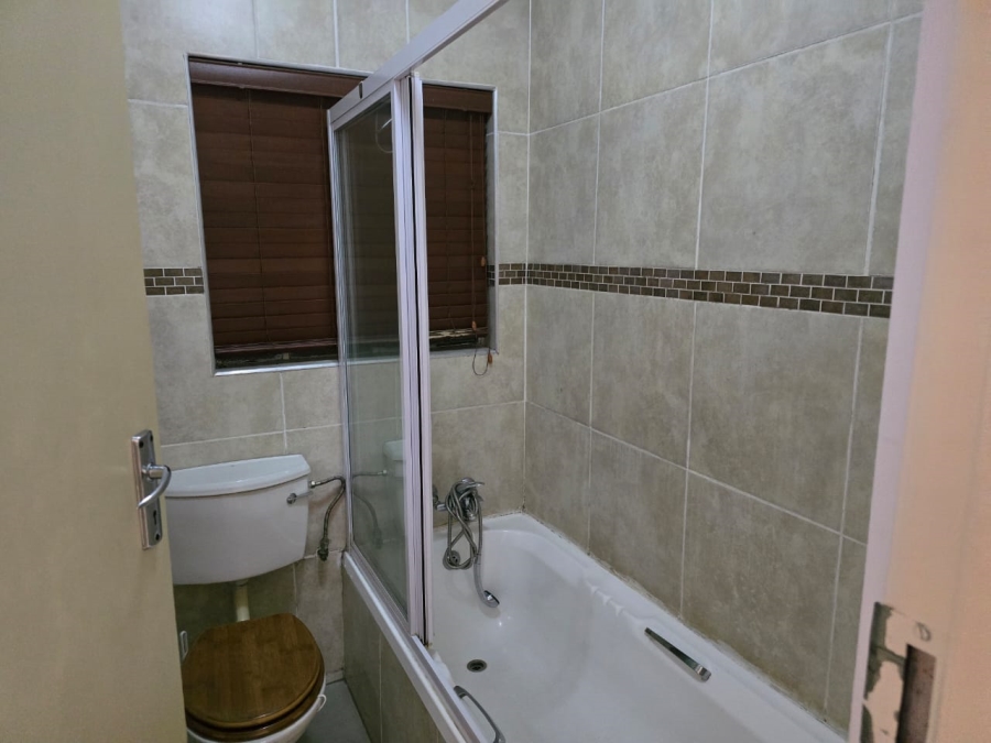 To Let 2 Bedroom Property for Rent in Witfield Gauteng