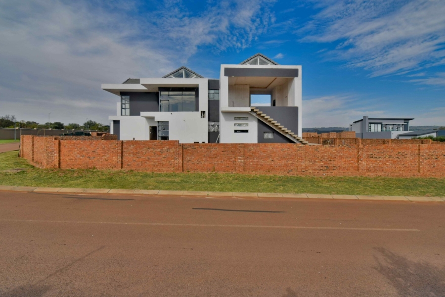 6 Bedroom Property for Sale in The Ridge Gauteng