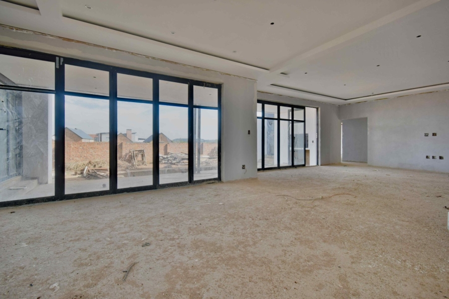 6 Bedroom Property for Sale in The Ridge Gauteng