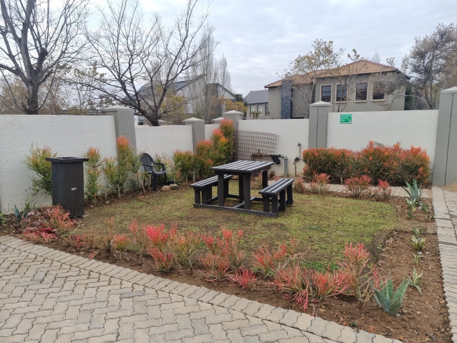 1 Bedroom Property for Sale in Newmark Estate Gauteng