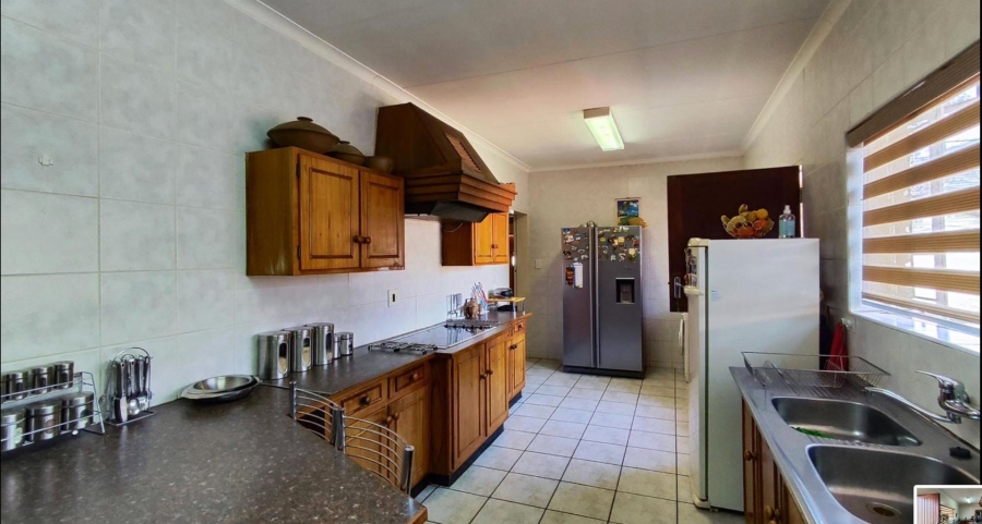 4 Bedroom Property for Sale in Norkem Park Gauteng