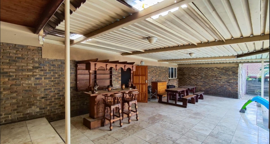 4 Bedroom Property for Sale in Norkem Park Gauteng