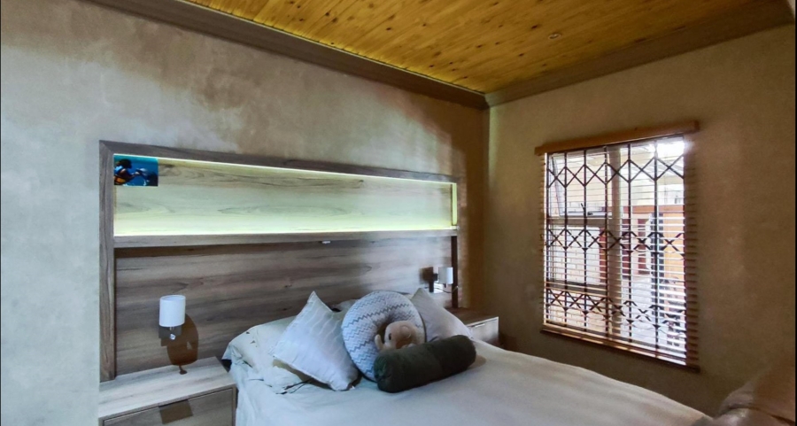 4 Bedroom Property for Sale in Norkem Park Gauteng