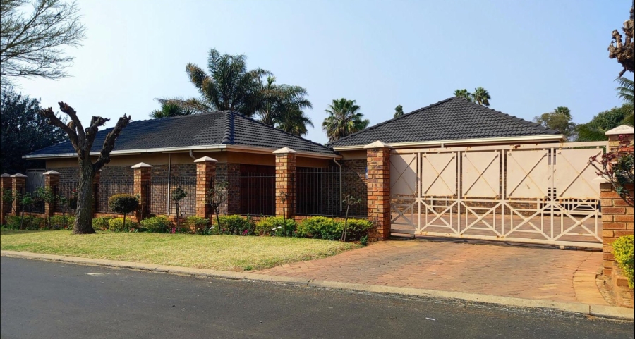 4 Bedroom Property for Sale in Norkem Park Gauteng
