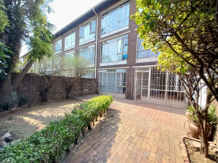 2 Bedroom Property for Sale in Ravensklip Gauteng
