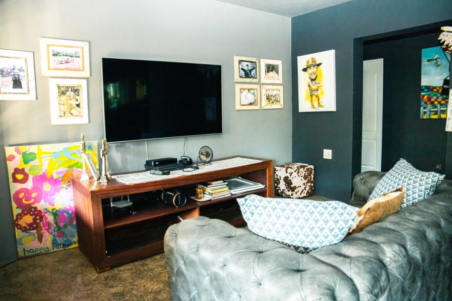 5 Bedroom Property for Sale in Tijger Valley Gauteng