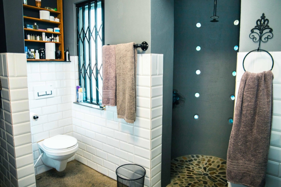 5 Bedroom Property for Sale in Tijger Valley Gauteng