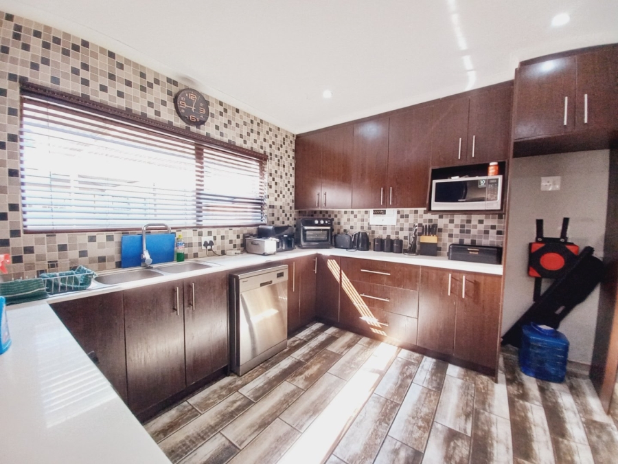 3 Bedroom Property for Sale in Gerdview Gauteng