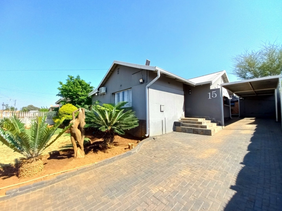 3 Bedroom Property for Sale in Gerdview Gauteng