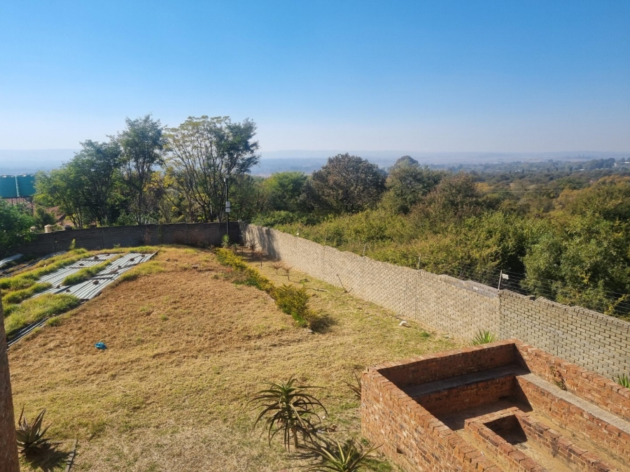 5 Bedroom Property for Sale in Tygerberg Country Estate Gauteng