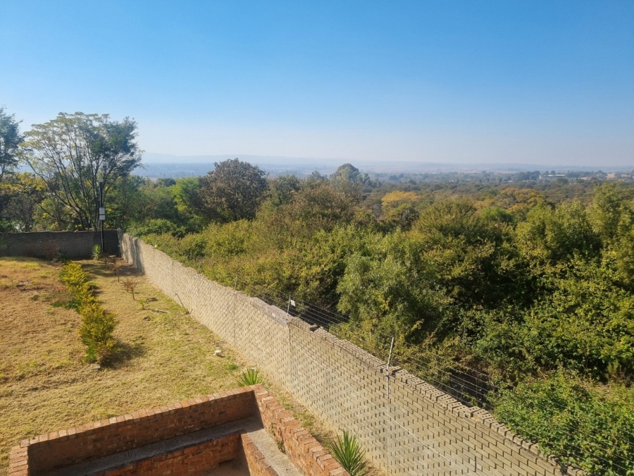 5 Bedroom Property for Sale in Tygerberg Country Estate Gauteng