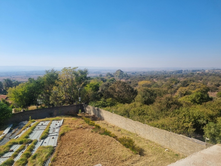 5 Bedroom Property for Sale in Tygerberg Country Estate Gauteng