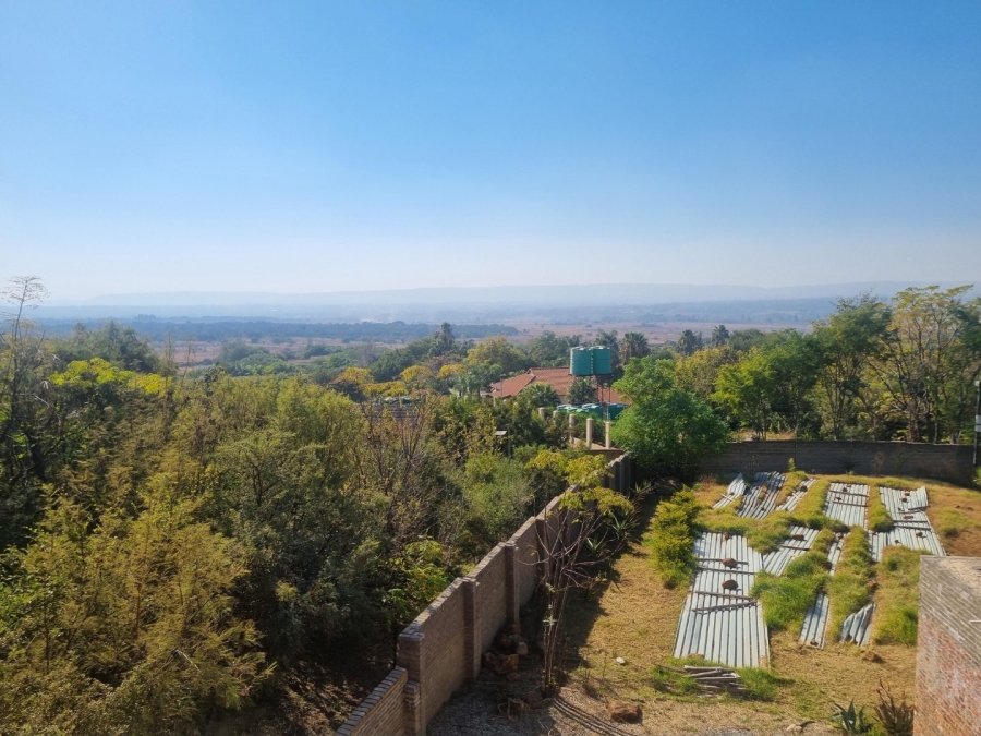 5 Bedroom Property for Sale in Tygerberg Country Estate Gauteng