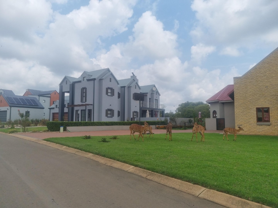 Commercial Property for Sale in Waterlake Farm Lifestyle Estate Gauteng
