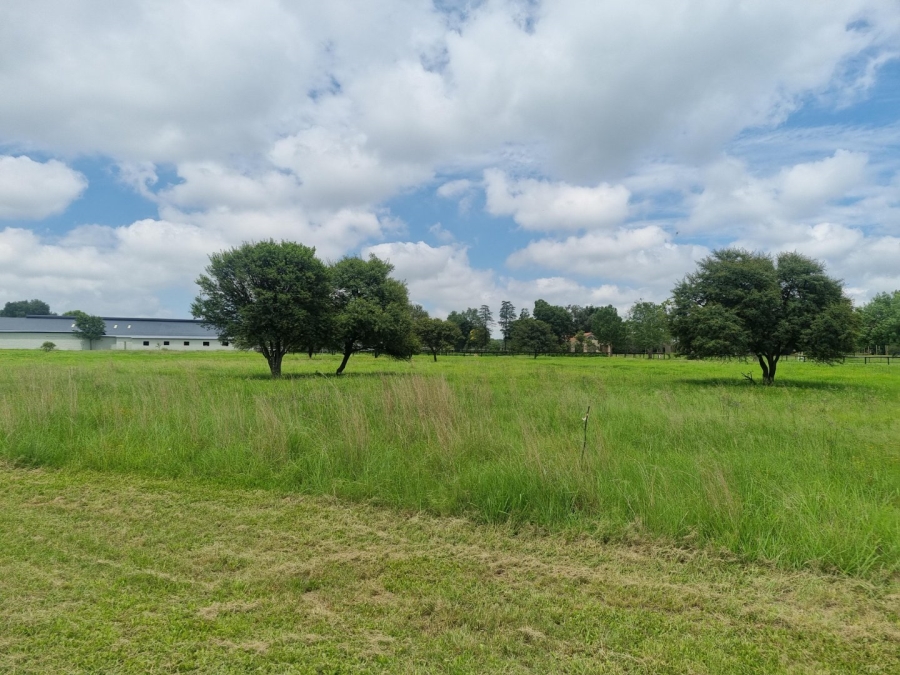 Commercial Property for Sale in Waterlake Farm Lifestyle Estate Gauteng