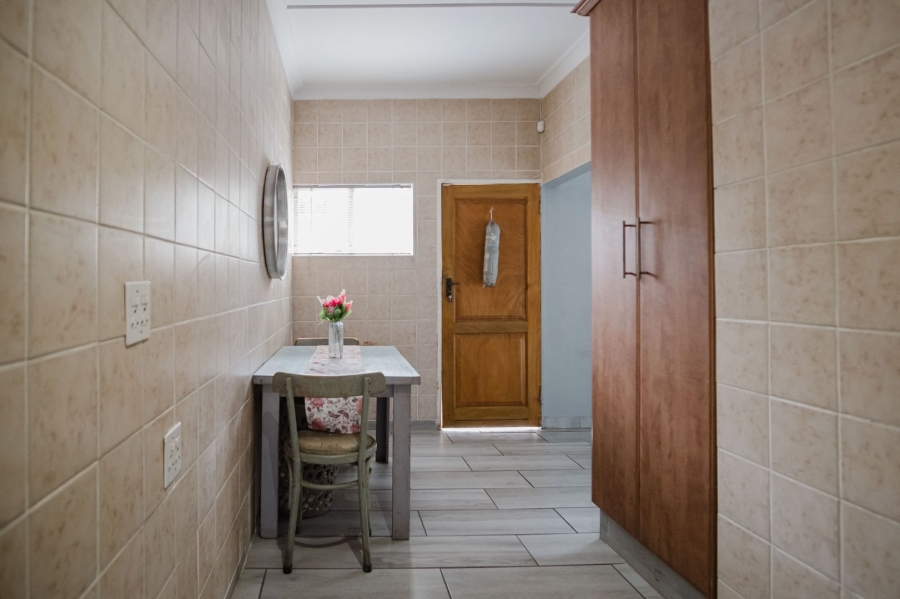 5 Bedroom Property for Sale in Randhart Gauteng