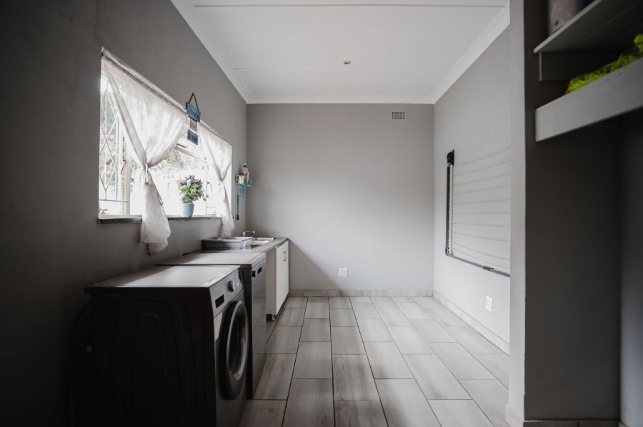 5 Bedroom Property for Sale in Randhart Gauteng