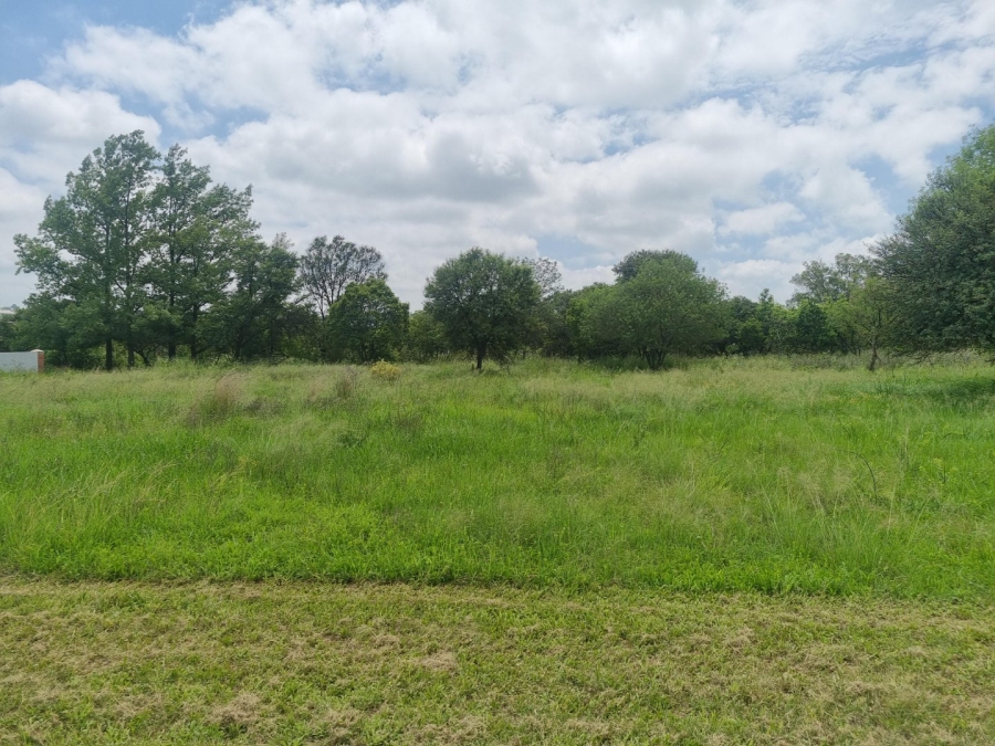 Commercial Property for Sale in Waterlake Farm Lifestyle Estate Gauteng