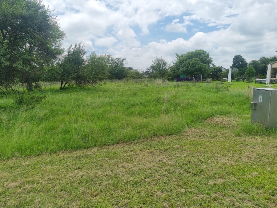  Bedroom Property for Sale in Waterlake Farm Lifestyle Estate Gauteng