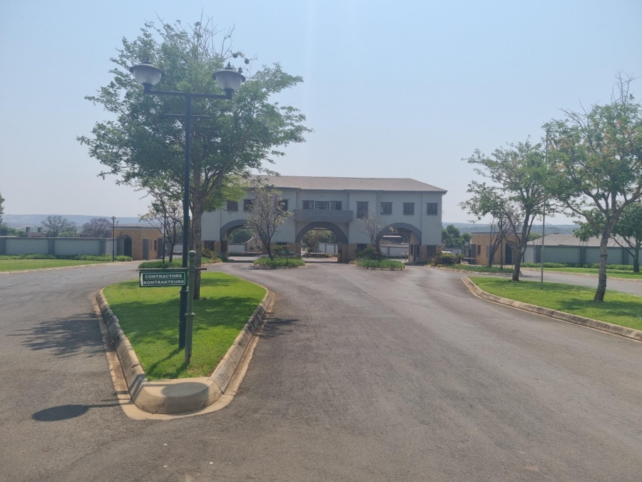 Commercial Property for Sale in Waterlake Farm Lifestyle Estate Gauteng
