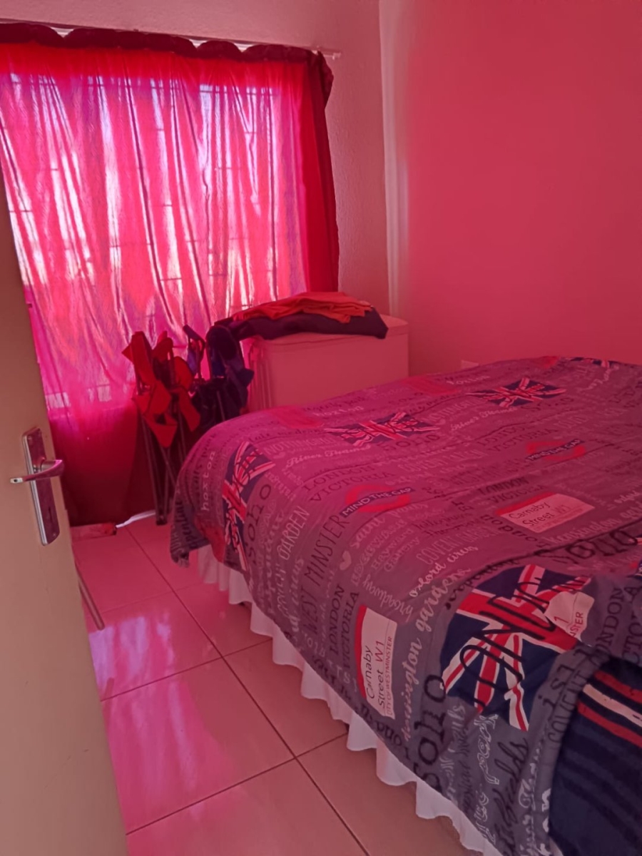 2 Bedroom Property for Sale in Soshanguve VV Gauteng