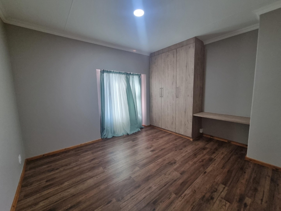 4 Bedroom Property for Sale in Waterlake Farm Lifestyle Estate Gauteng