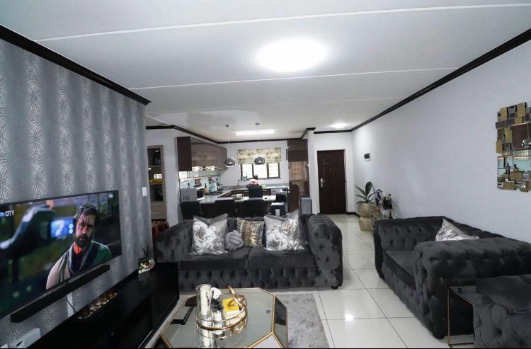 3 Bedroom Property for Sale in Carlswald Gauteng