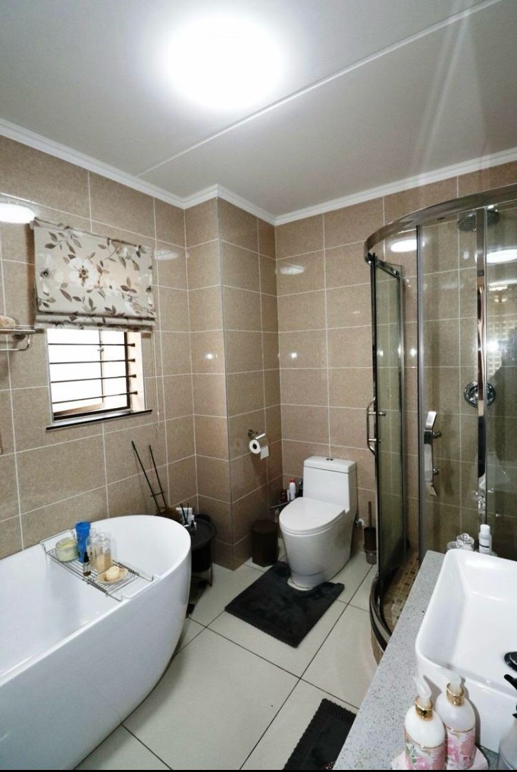 3 Bedroom Property for Sale in Carlswald Gauteng