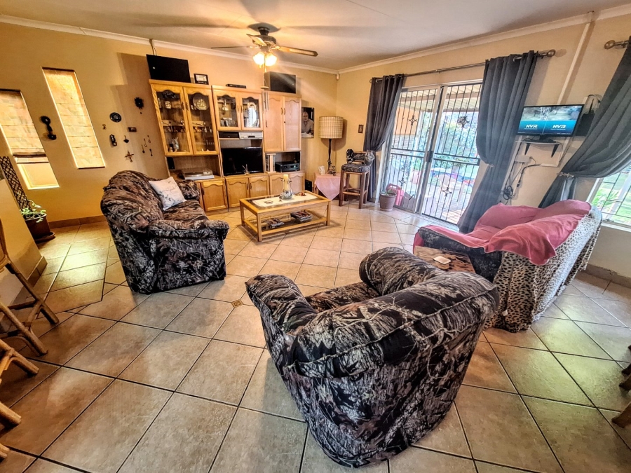 2 Bedroom Property for Sale in Ninapark Gauteng