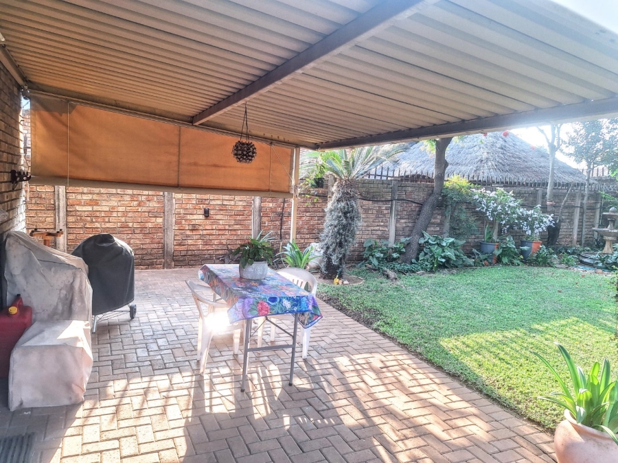 2 Bedroom Property for Sale in Ninapark Gauteng