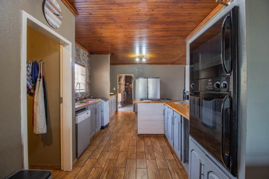 4 Bedroom Property for Sale in Birchleigh North Gauteng
