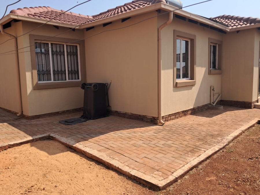 3 Bedroom Property for Sale in The Orchards Gauteng