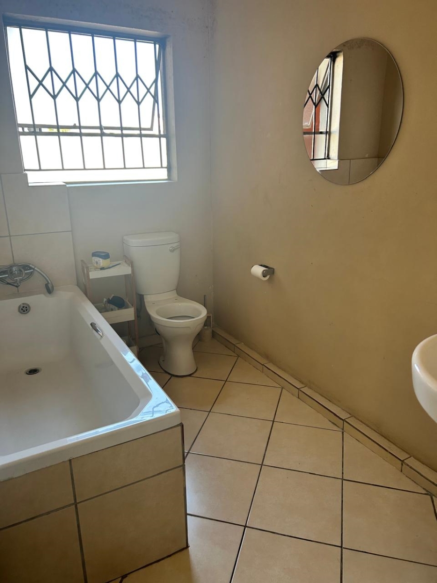 3 Bedroom Property for Sale in Heatherview Gauteng