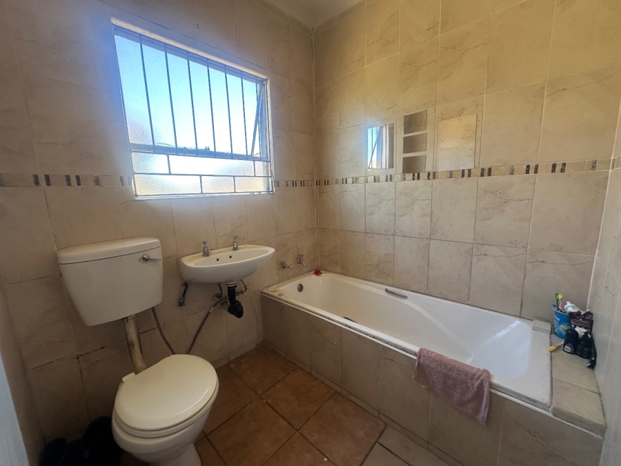  Bedroom Property for Sale in Vanderbijlpark SE 6 Gauteng