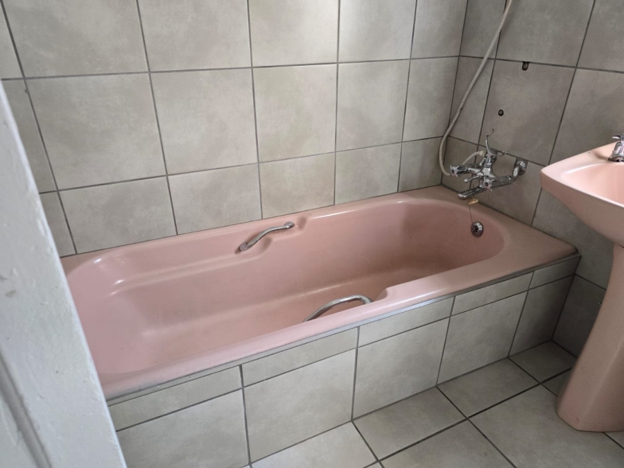 To Let 4 Bedroom Property for Rent in Boksburg South Gauteng