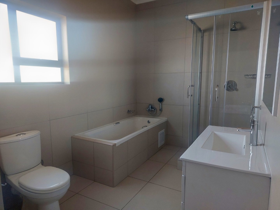 2 Bedroom Property for Sale in Lilianton Gauteng