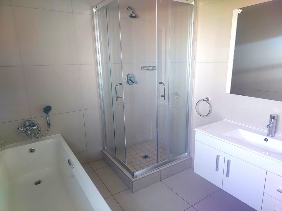 2 Bedroom Property for Sale in Lilianton Gauteng