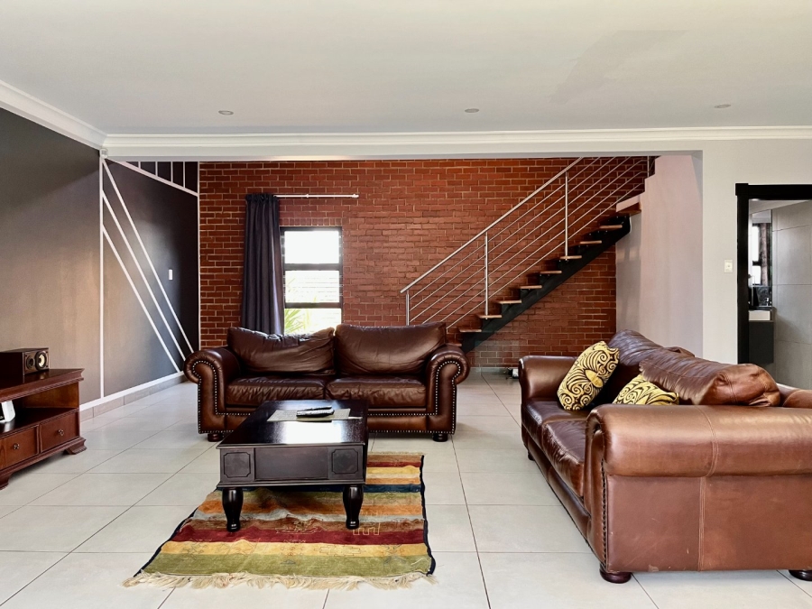 To Let 4 Bedroom Property for Rent in Ruimsig A H Gauteng