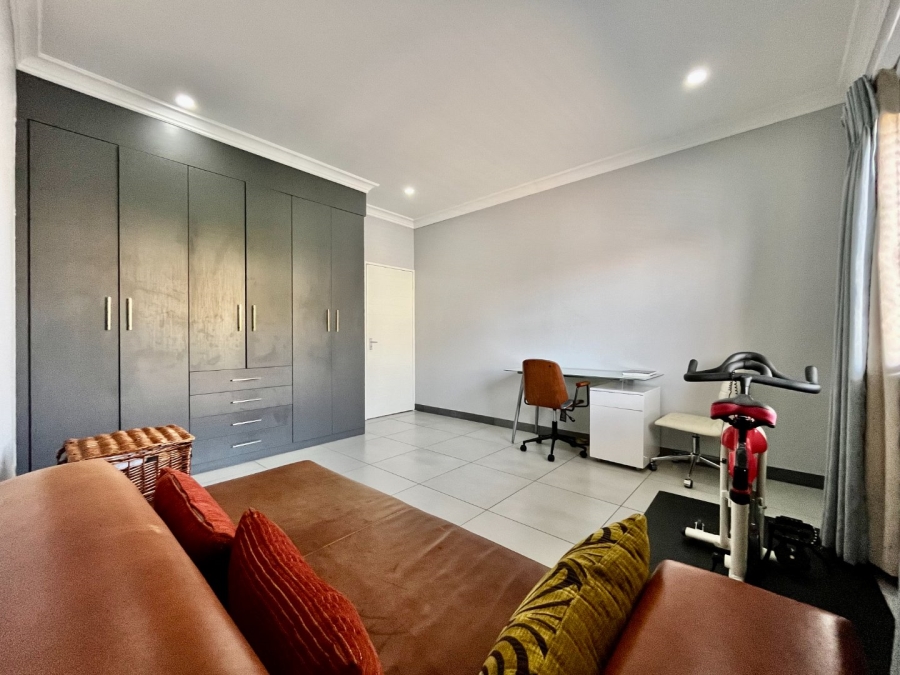 To Let 4 Bedroom Property for Rent in Ruimsig A H Gauteng